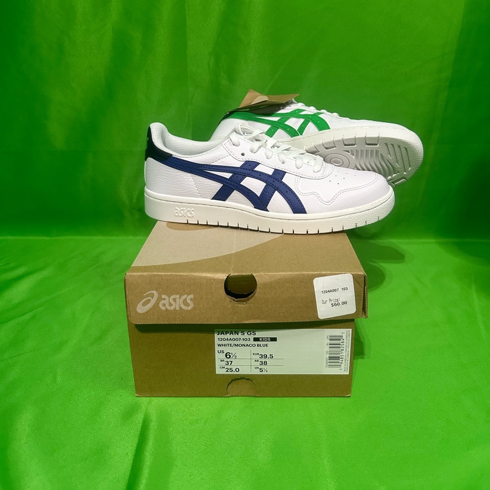 Asics Kids Sneakers in White and Blue